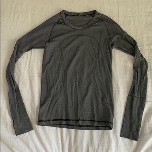 Lululemon Striped Long Sleeve Swiftly